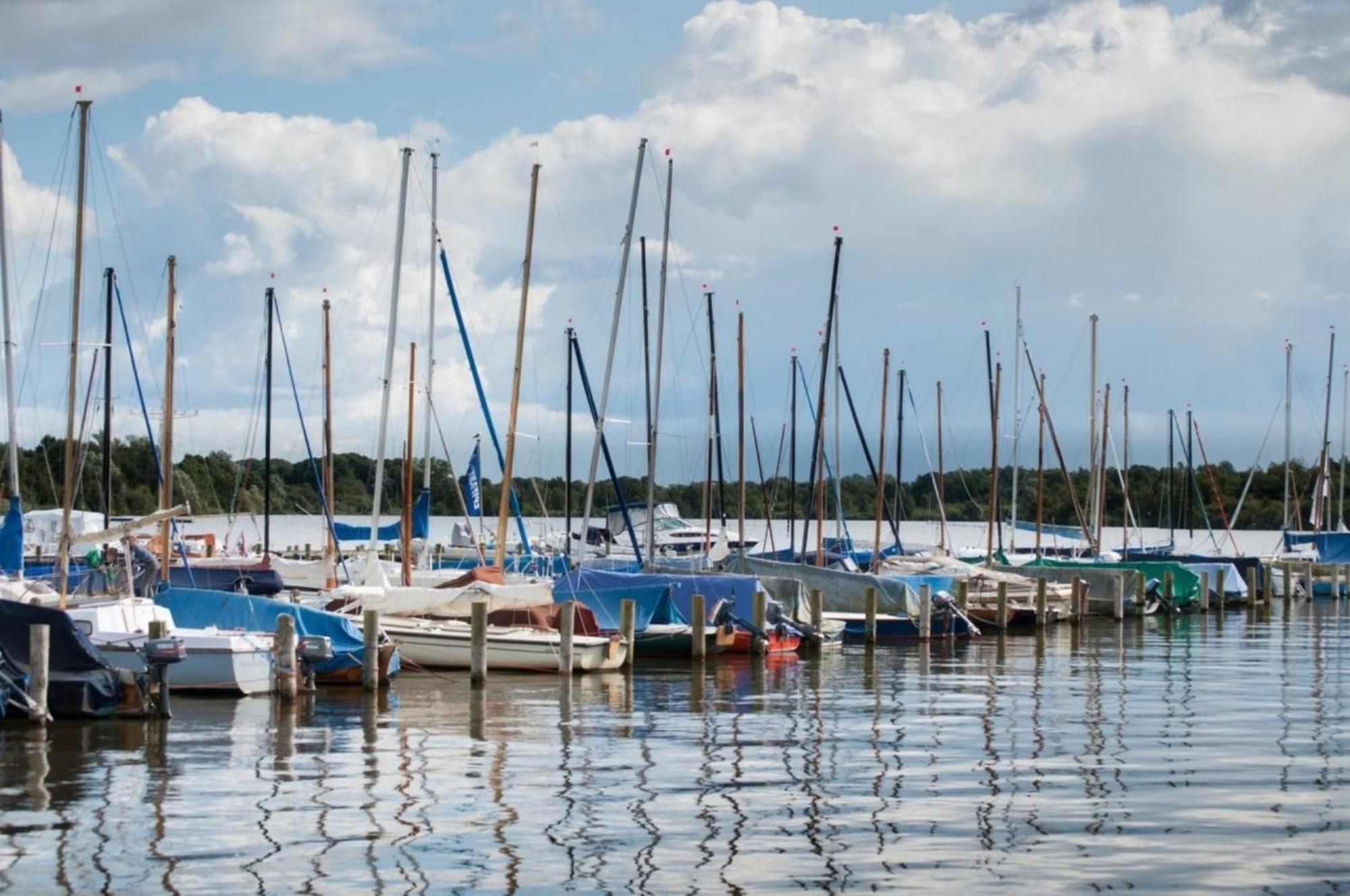 Grosse Nordseewelle Ohne Hund นอร์เดน ภายนอก รูปภาพ